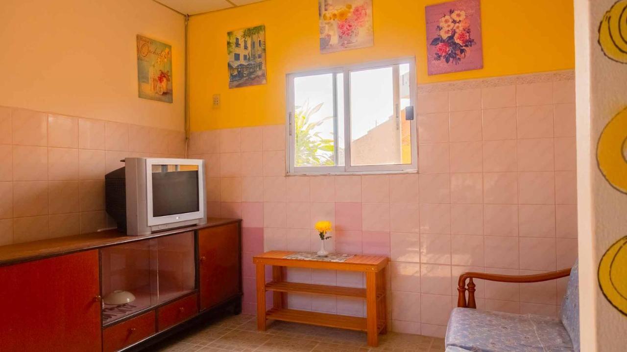 Sabina Guesthouse Kamala Buitenkant foto